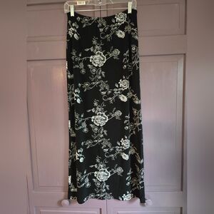 Floral Black and White Scarf